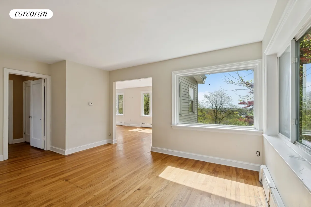 New York City Real Estate | View 1197 Todt Hill Road | room 2