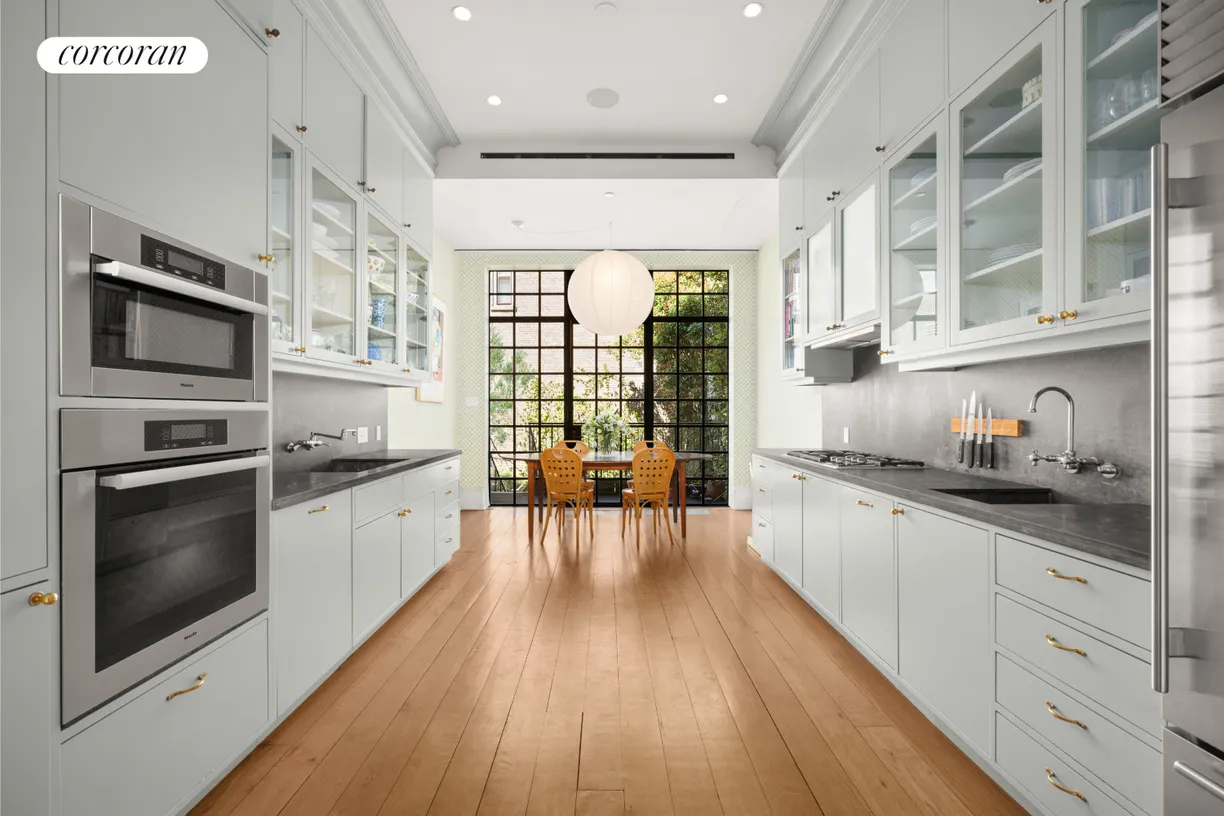 New York City Real Estate | View 382A Clinton Street | room 2