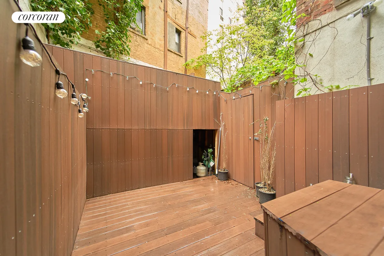 New York City Real Estate | View 102 Greenwich Avenue, 14R | room 1