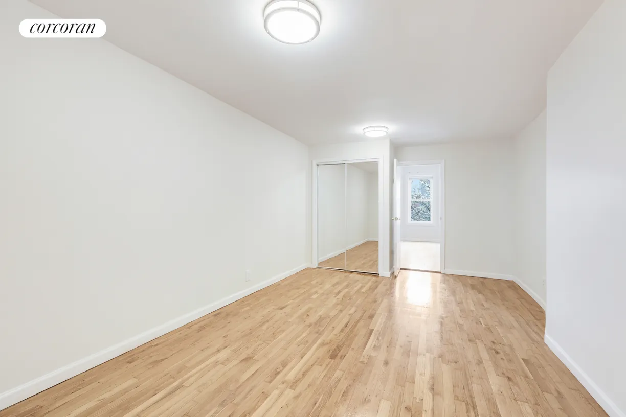 New York City Real Estate | View 321 Vanderbilt Street, 2 | Living Room