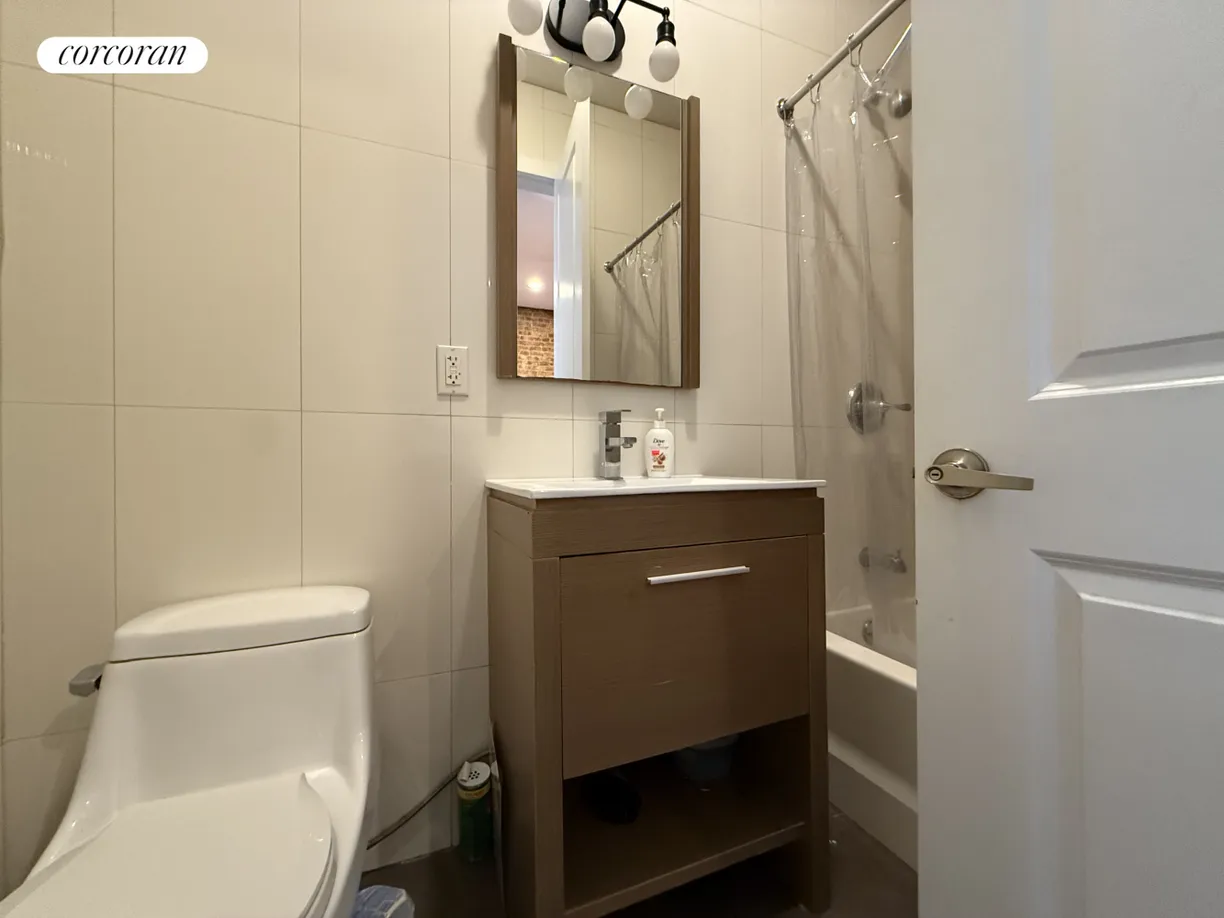 New York City Real Estate | View 252 Kingston Avenue, 3 | room 2