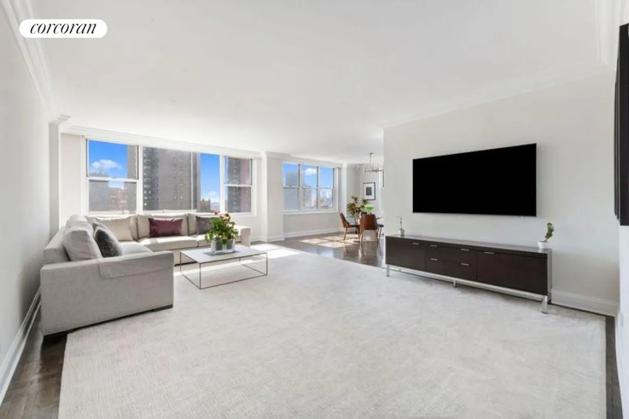 New York City Real Estate | View 500 East 83rd Street, 19M | room 2