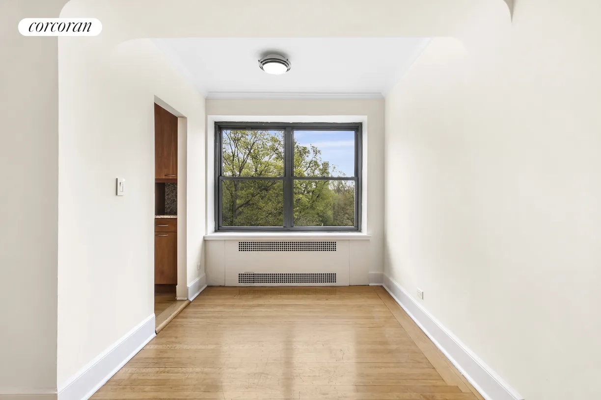 New York City Real Estate | View 425 Central Park West, 4B | room 1