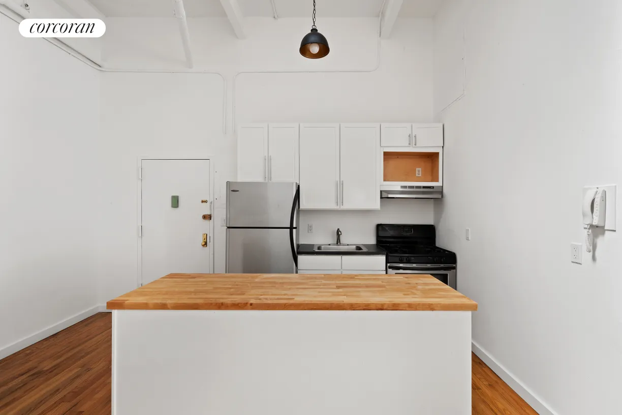 New York City Real Estate | View 241 Bedford Avenue, 16 | Kitchen