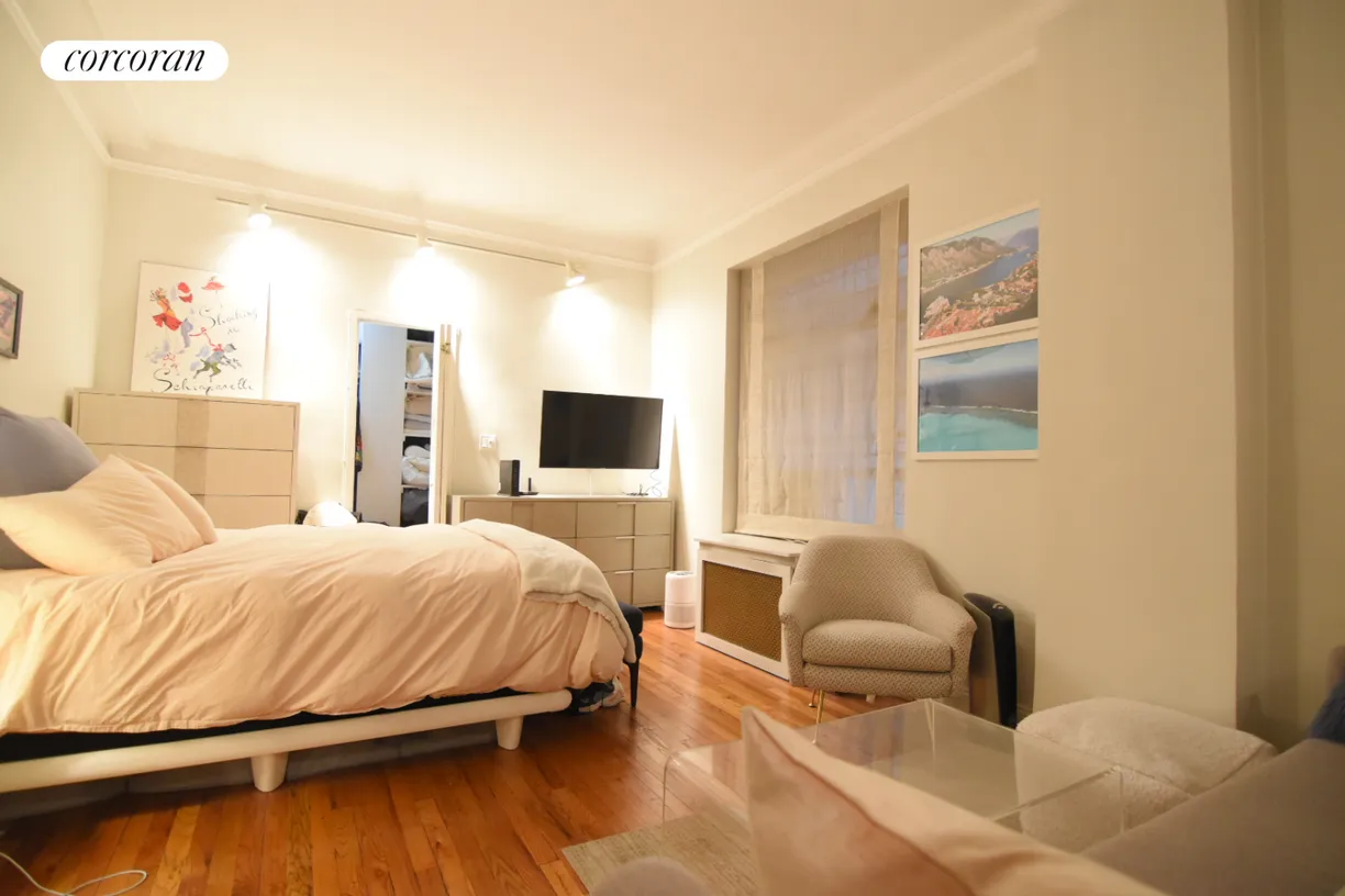 New York City Real Estate | View 66 MADISON AVENUE, 2J | room 1