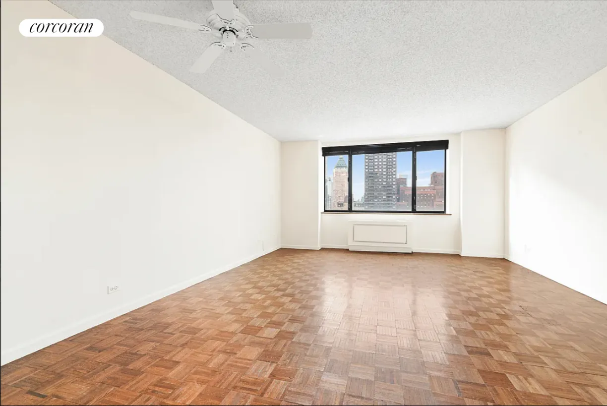 New York City Real Estate | View 30 West 61st Street, 22B | 1 Bed, 1 Bath