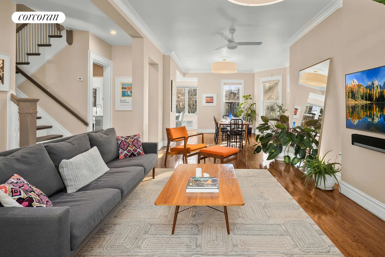 New York City Real Estate | View 28 Wellington Court | room 1