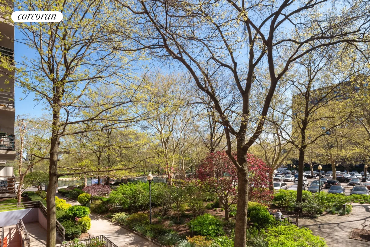 New York City Real Estate | View 400 Central Park West, 2A | room 1