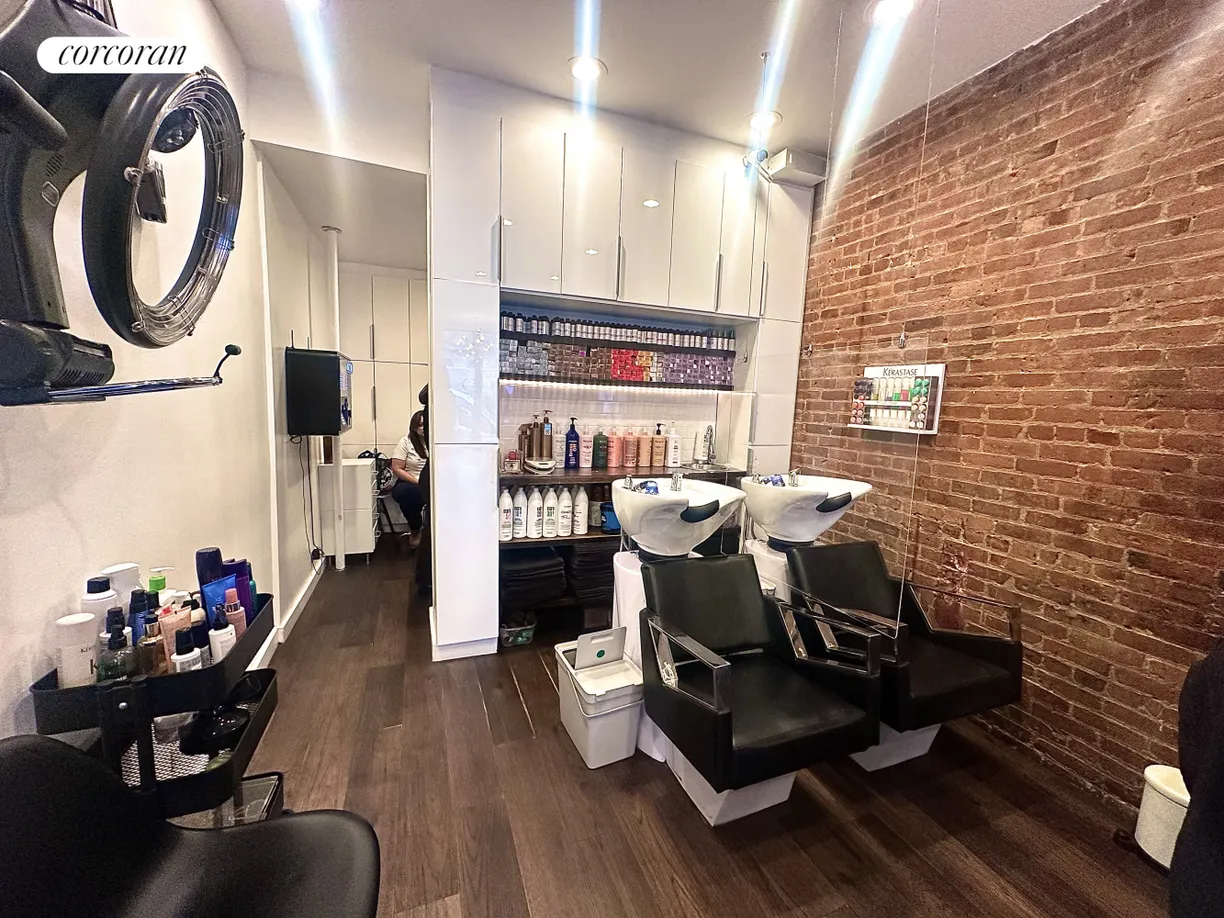 New York City Real Estate | View 324 West 47th Street, WESTSTORE | room 2