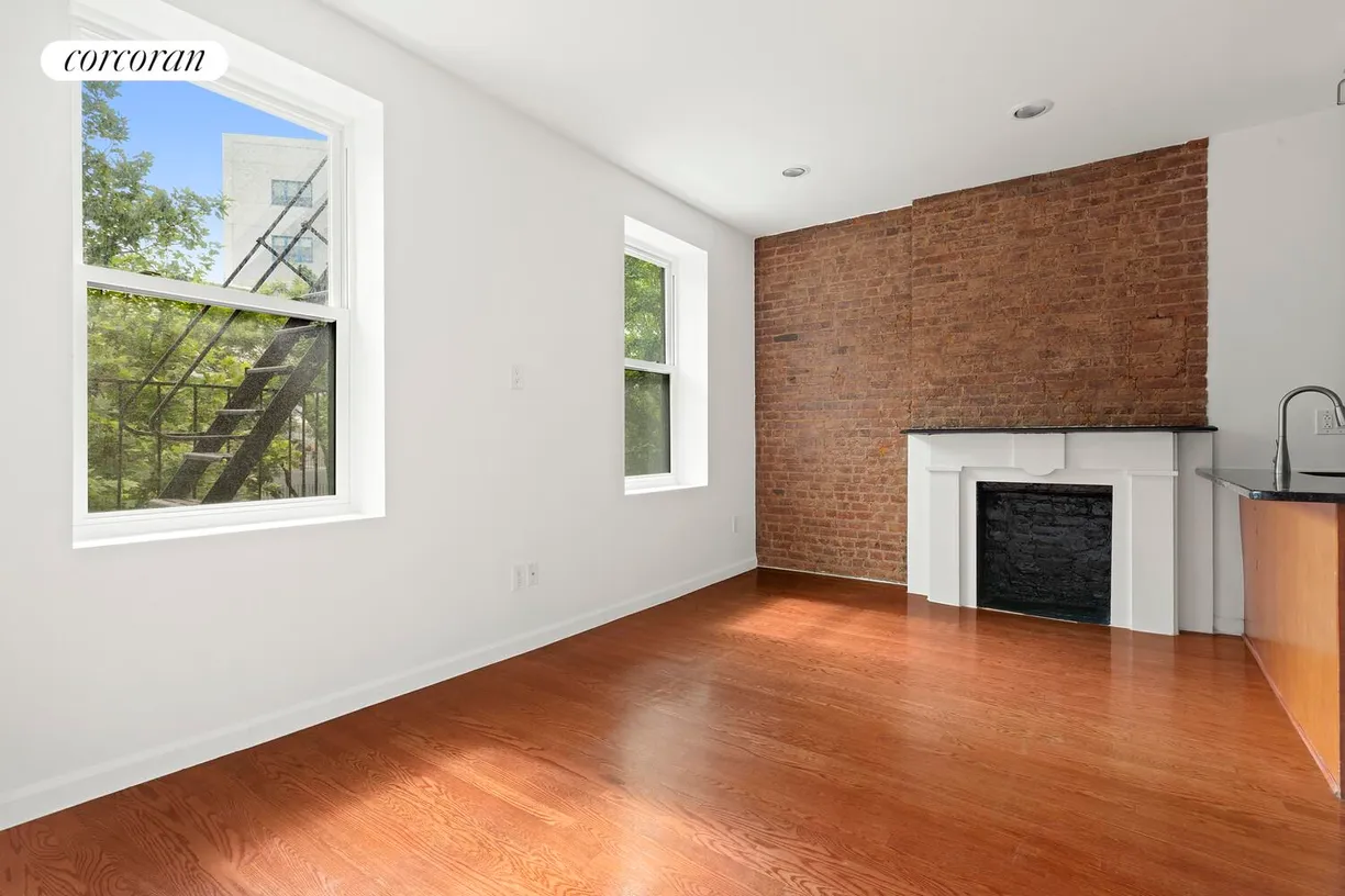 New York City Real Estate | View 625 Walton Avenue, 2 | 1 Bed, 1 Bath
