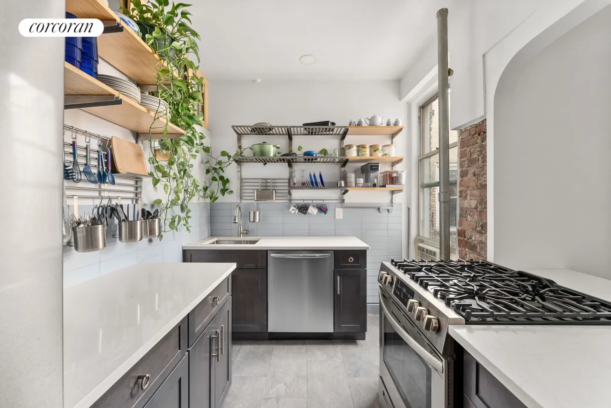 New York City Real Estate | View 811 Walton Avenue, 20F | room 2