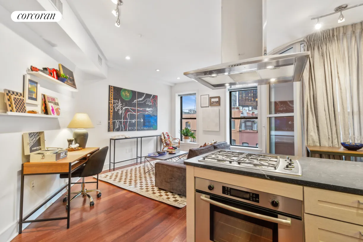 New York City Real Estate | View 345 East 50th Street, 5A | 1 Bed, 1 Bath