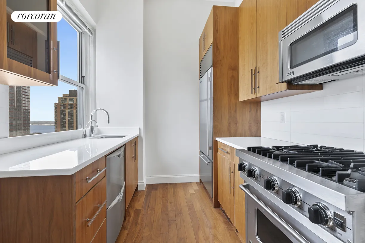 New York City Real Estate | View 88 Greenwich Street, 1704 | room 2
