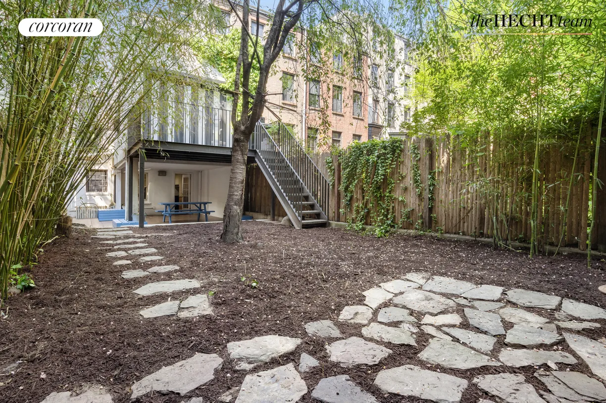 New York City Real Estate | View 150 Dekalb Avenue, 1 | 2 Beds, 1 Bath