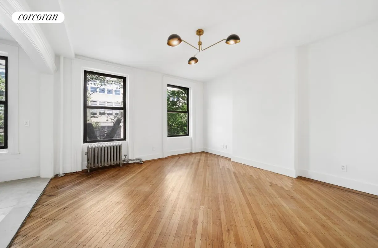 New York City Real Estate | View 366 Clermont Avenue, 3 | Living Room