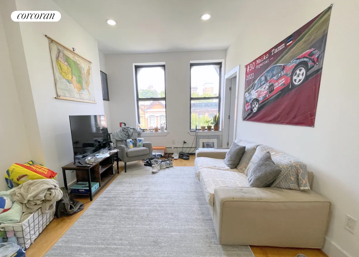 New York City Real Estate | View 496 Manhattan Avenue, 2AA | 4 Beds, 2 Baths