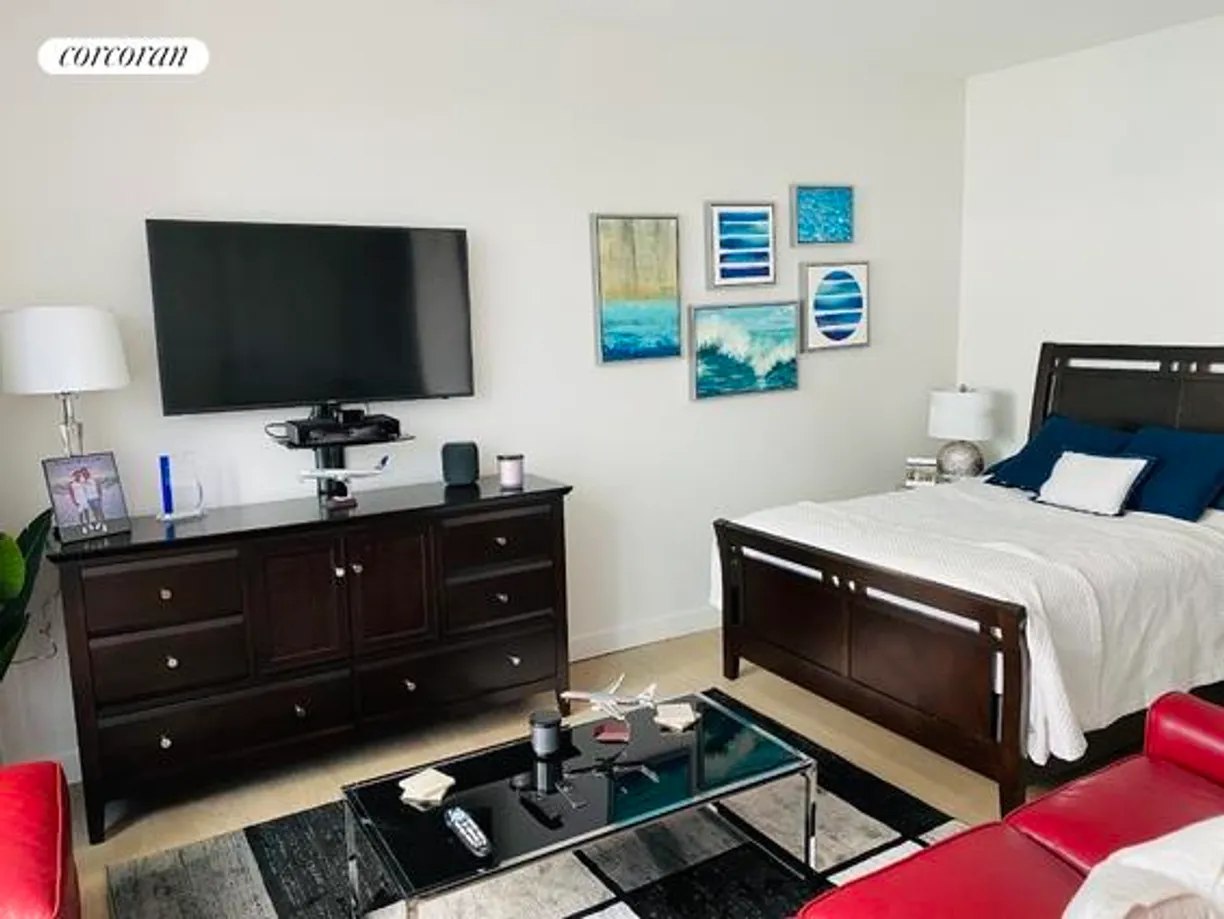 New York City Real Estate | View 44-28 Purves Street, 3G | room 1