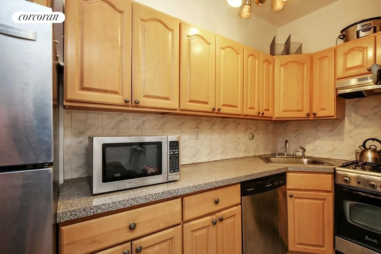 New York City Real Estate | View 103 West 74th Street, 2R | room 1