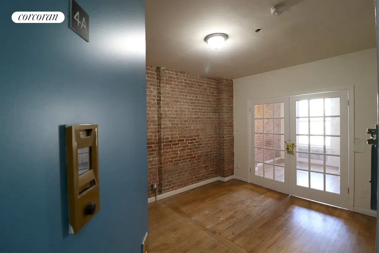 New York City Real Estate | View 535 East 87th Street, 4A | 1 Bed, 1 Bath
