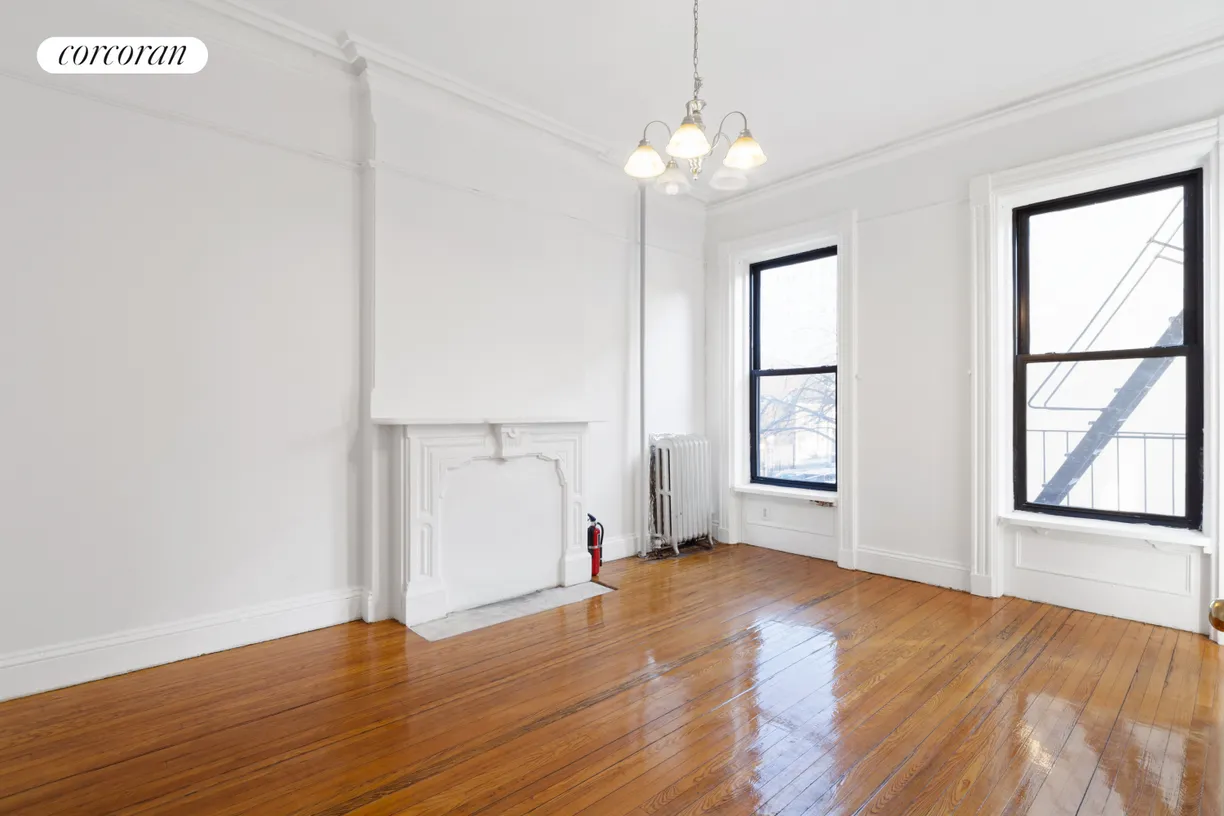 New York City Real Estate | View 61 7th Avenue, 2 | room 2