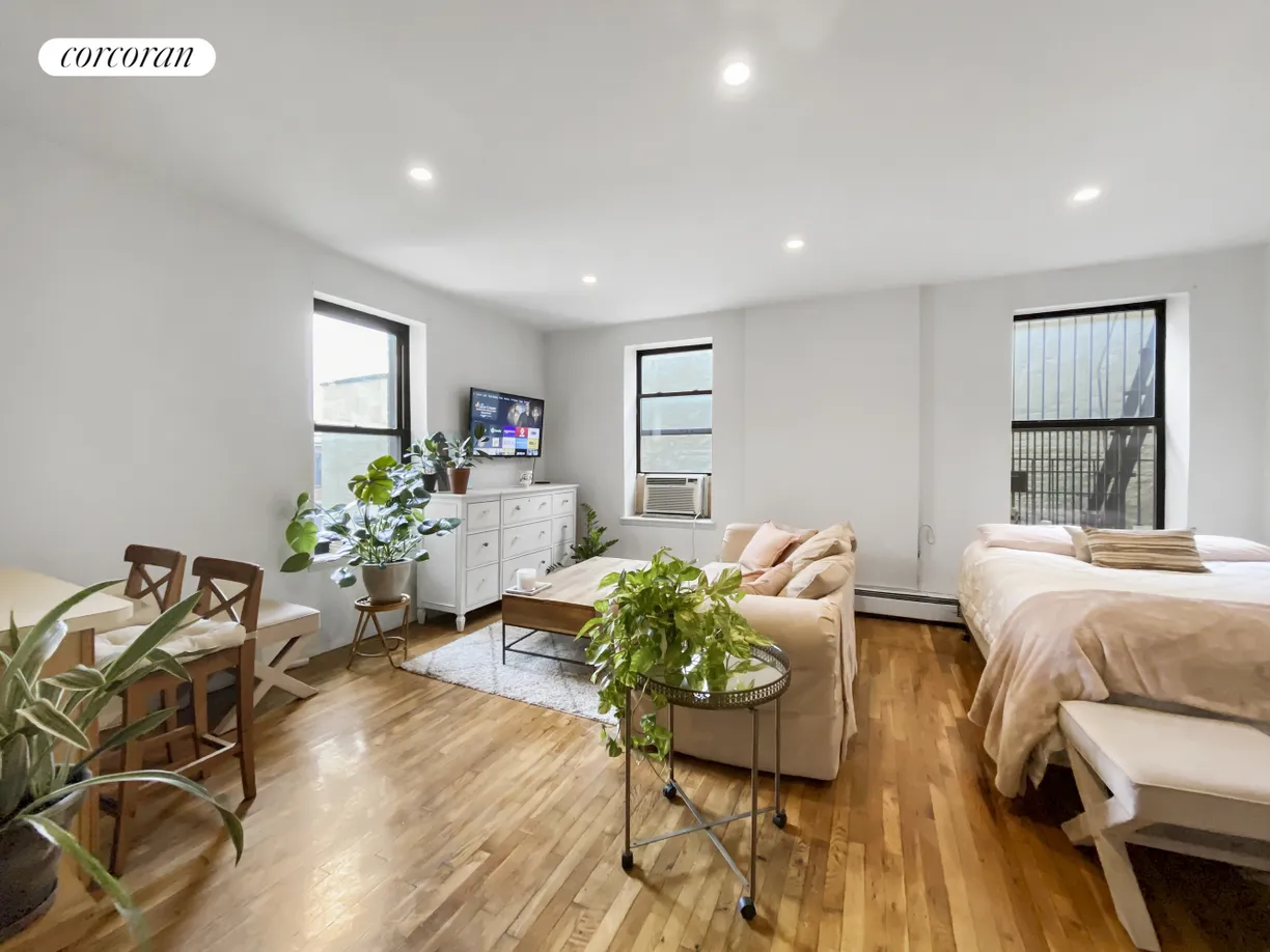 New York City Real Estate | View 200 West 123rd Street, 4B | room 1