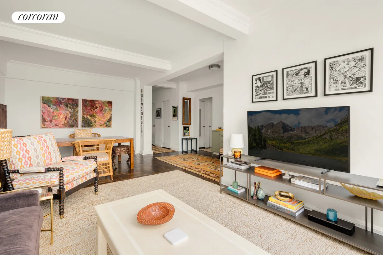 New York City Real Estate | View 295 Central Park West, 14H | Dining Bay/ Foyer