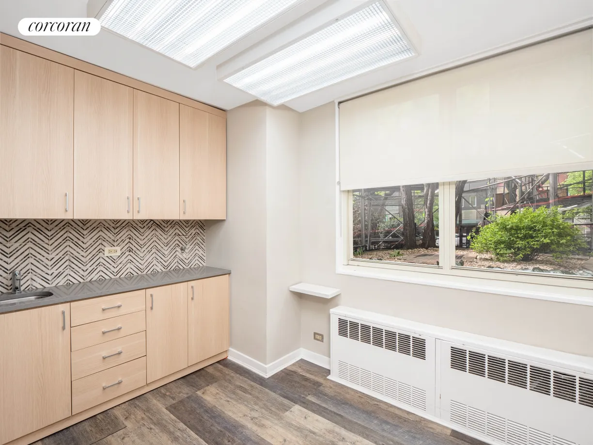 New York City Real Estate | View 185 East 85th Street, 2 | room 1