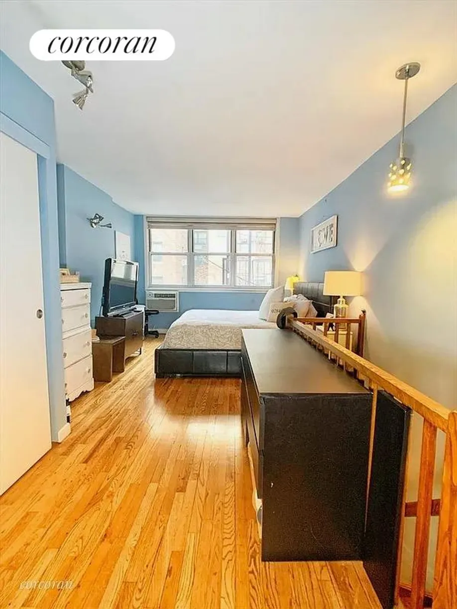 New York City Real Estate | View 343 East 78th Street, 6 | 1 Bed, 2 Baths