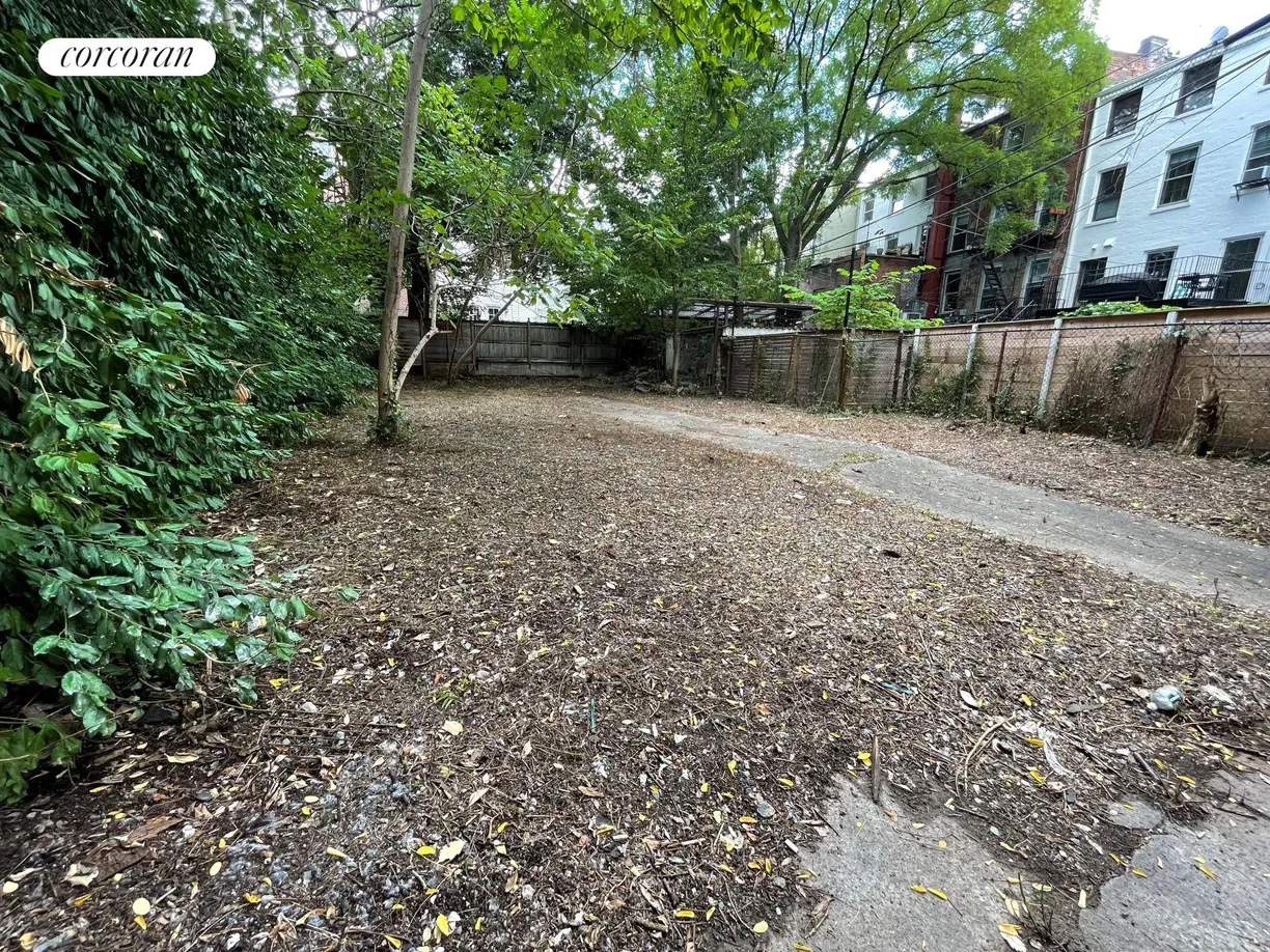 New York City Real Estate | View 257 Adelphi Street, 1G | room 1