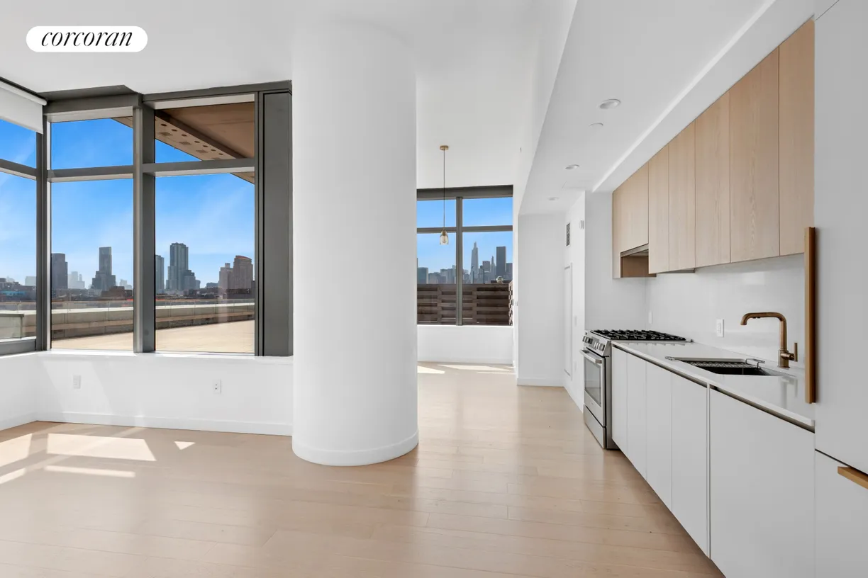 New York City Real Estate | View 3 Court Square, 711 | 1 Bed, 1 Bath
