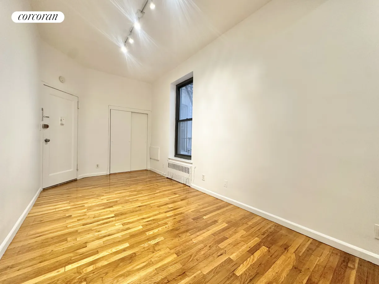 New York City Real Estate | View 410 West End Avenue, 3C | room 2