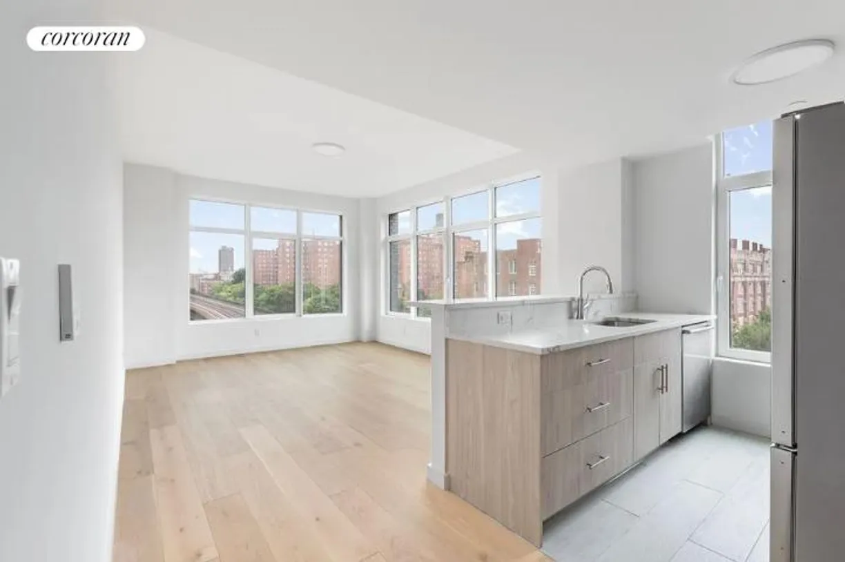 New York City Real Estate | View 1516 Park Avenue, 7B | room 2