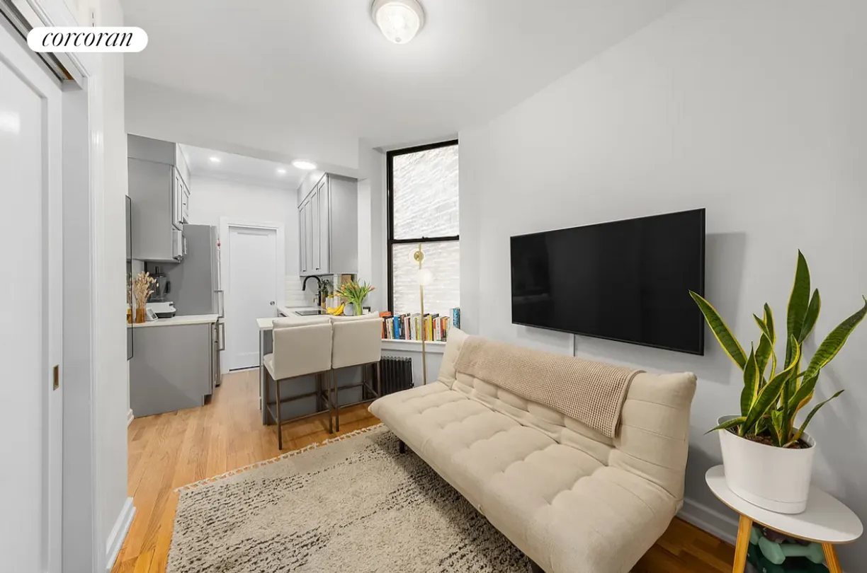 New York City Real Estate | View 349 West Broadway, 6 | 1 Bed, 1 Bath
