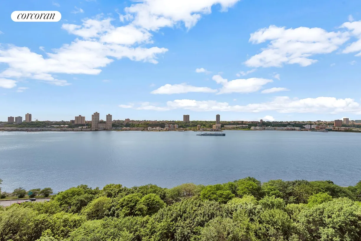 New York City Real Estate | View 137 Riverside Drive, 12B | room 1