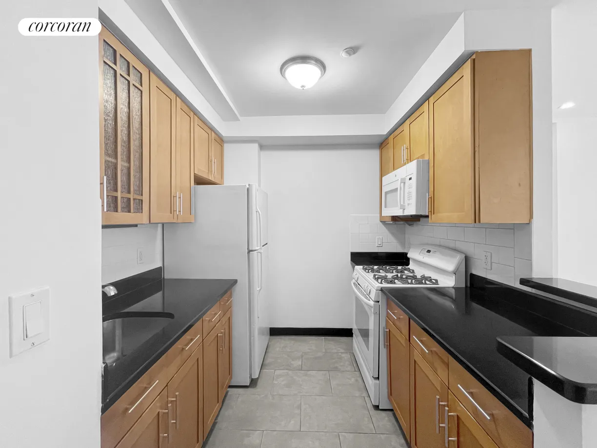 New York City Real Estate | View 1405 Fifth Avenue, 4E | room 2