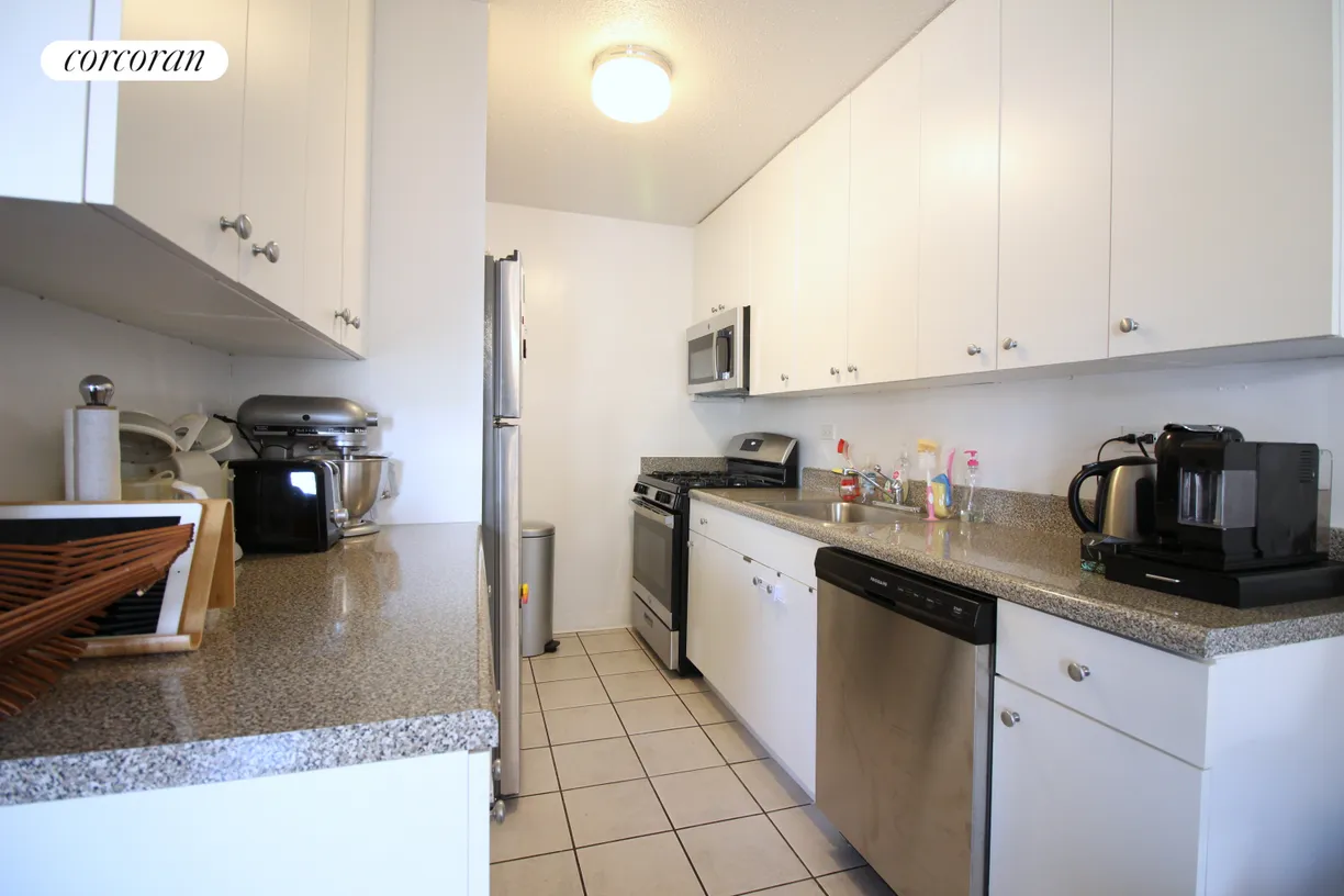 New York City Real Estate | View 175 West 90th Street, 4G | 3 Beds, 1 Bath