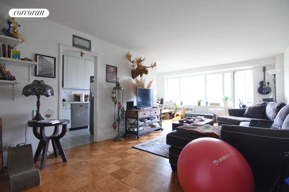 New York City Real Estate | View 392 Central Park West, 9J | room 1