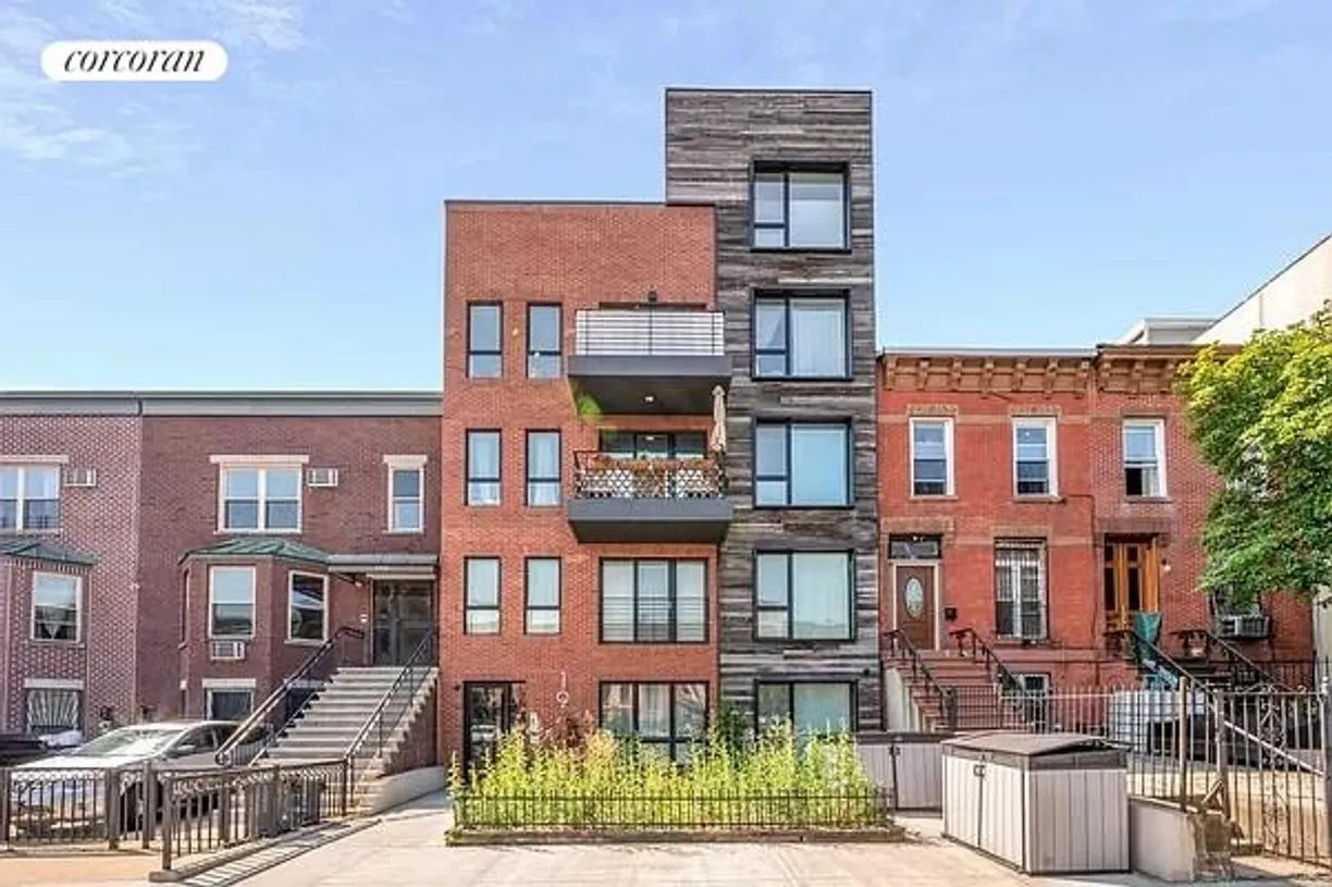New York City Real Estate | View 194 Lexington Avenue, 7 | 3 Beds, 2 Baths