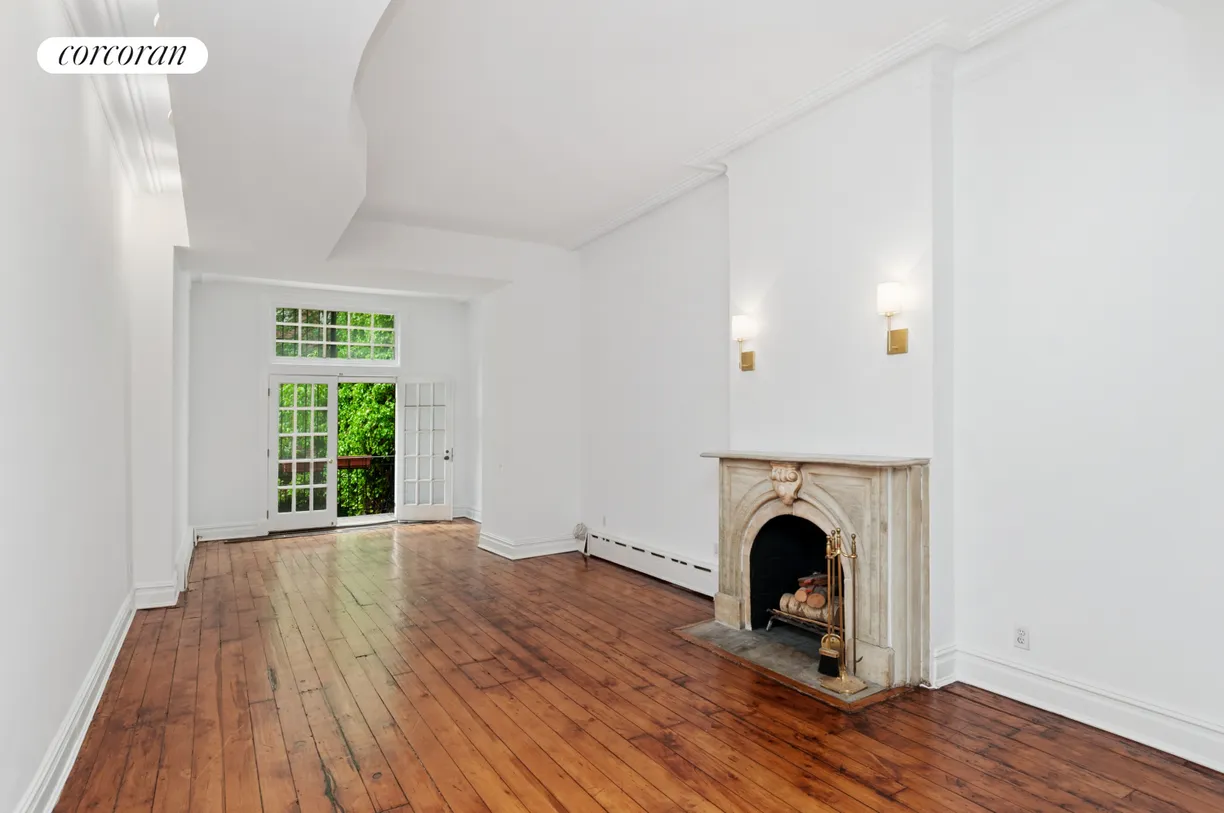 New York City Real Estate | View 208 East 78th Street, TRPLX | 4 Beds, 2 Baths