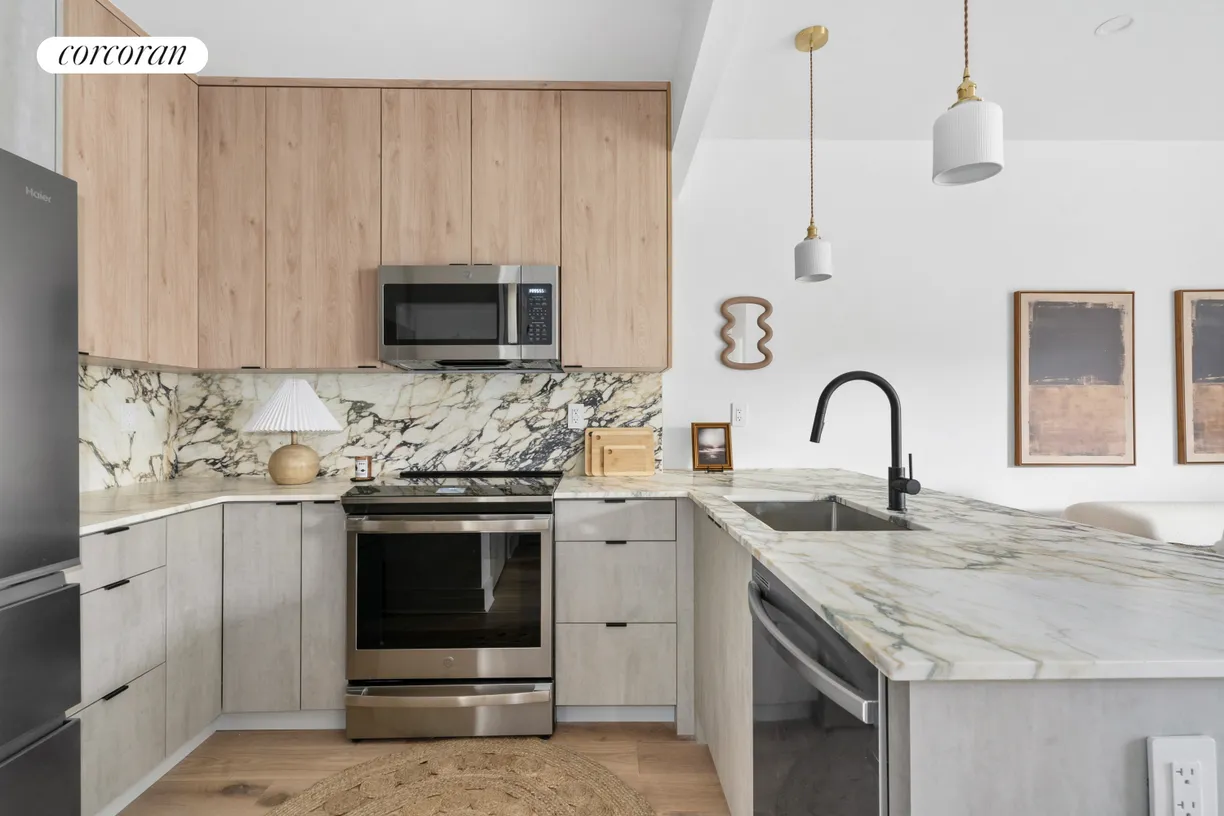New York City Real Estate | View 726 Madison Street, 3B | 2 Beds, 1 Bath
