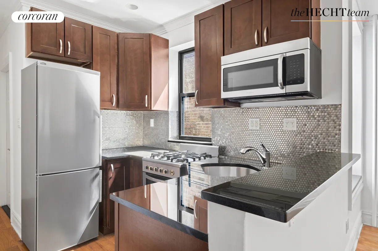New York City Real Estate | View 329 Lincoln Place, 3R | 4 Beds, 2 Baths
