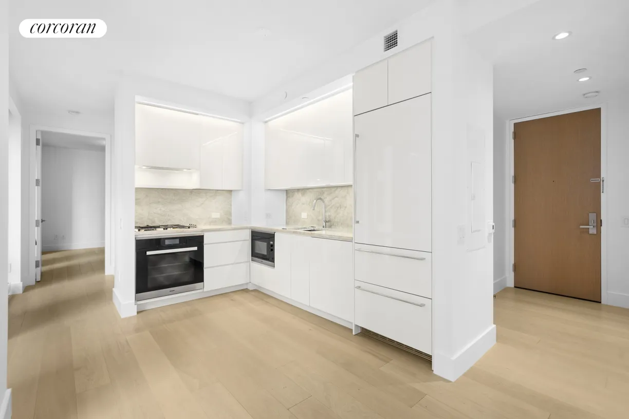 New York City Real Estate | View 15 West 61st Street, 9E | room 2