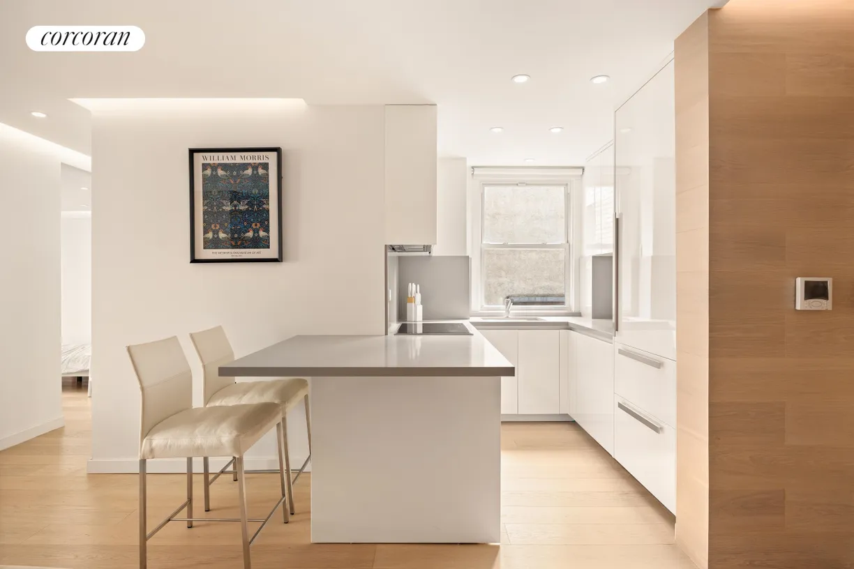 New York City Real Estate | View 40 West 55th Street, 6D | room 2
