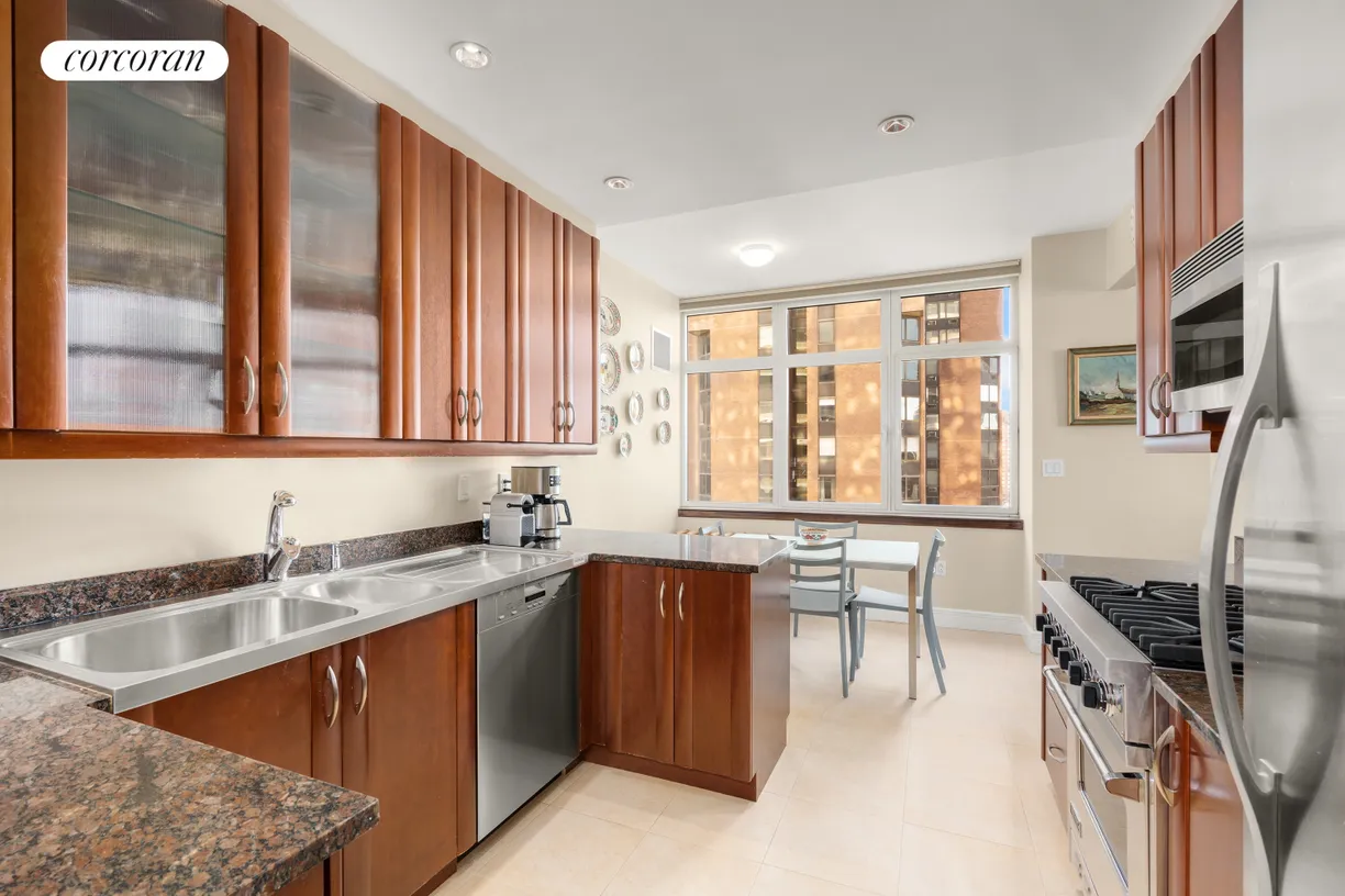 New York City Real Estate | View 181 East 90th Street, 14B | room 2