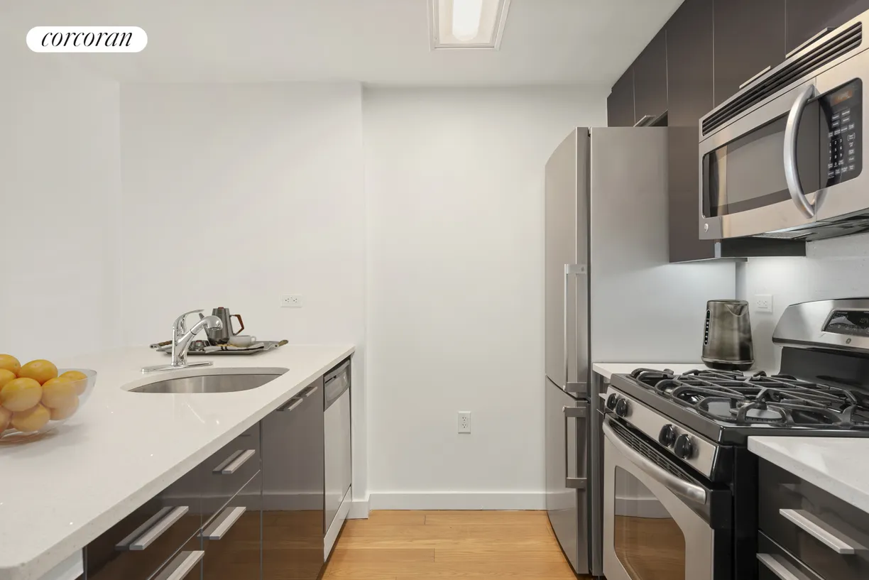 New York City Real Estate | View 41-18 Crescent Street, 5D | room 2