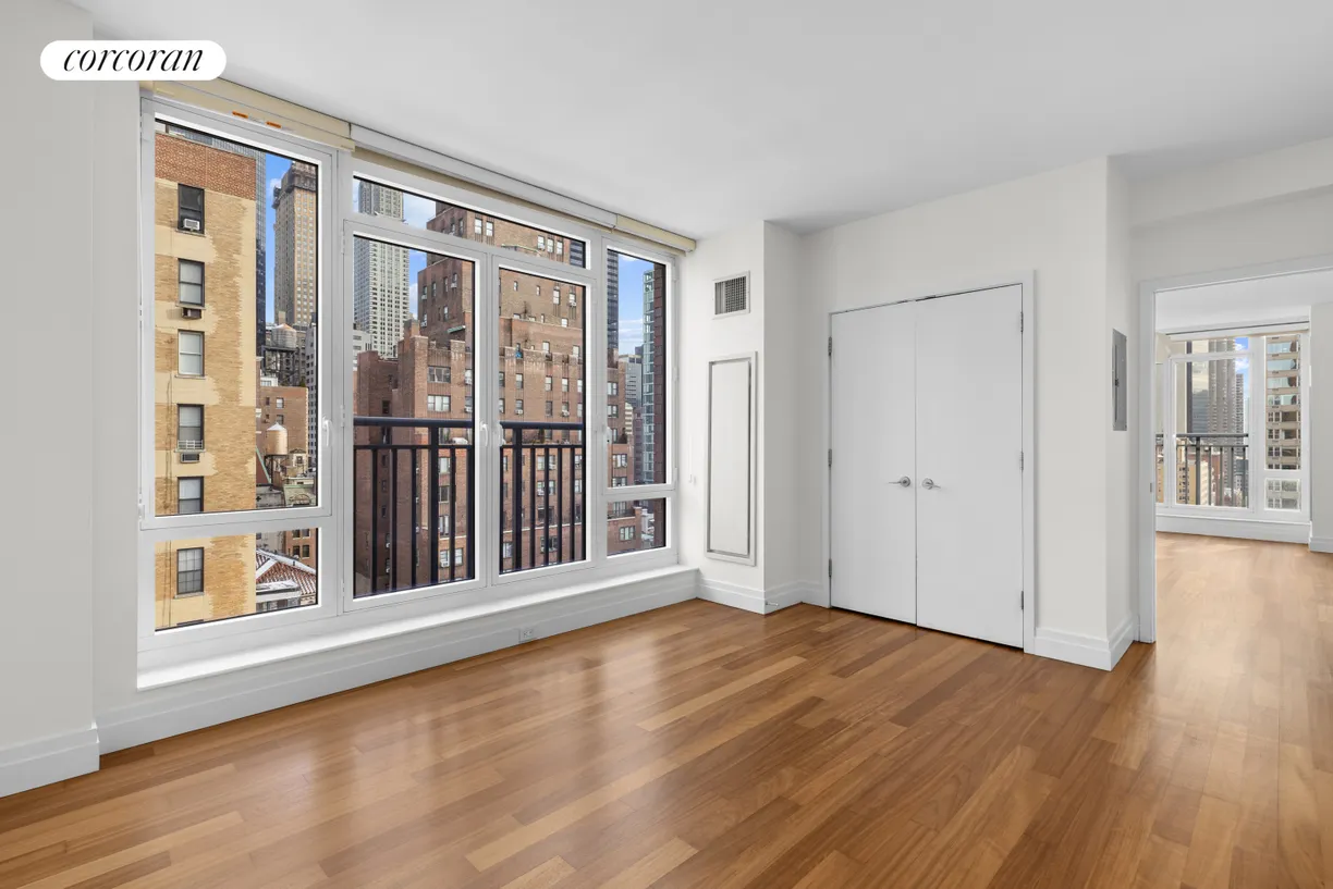 New York City Real Estate | View 45 Park Avenue, 1206 | room 2