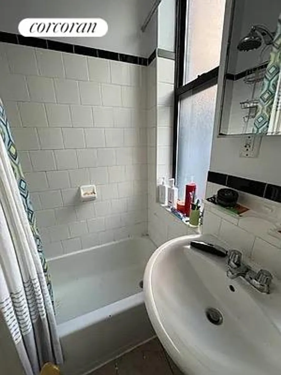 New York City Real Estate | View 507 East 81st Street, 2 | room 2