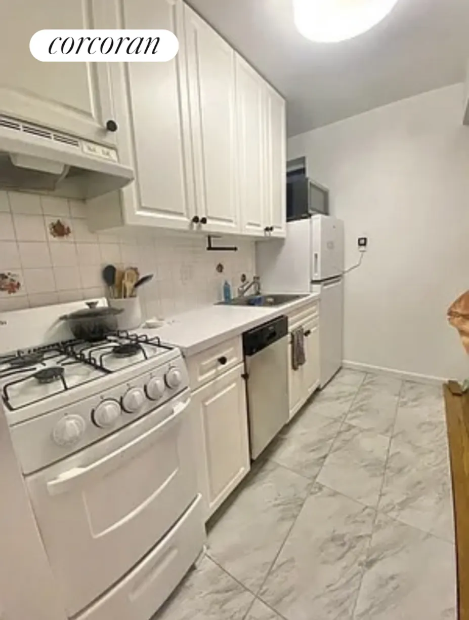 New York City Real Estate | View 338 East 65th Street, 5 | room 2