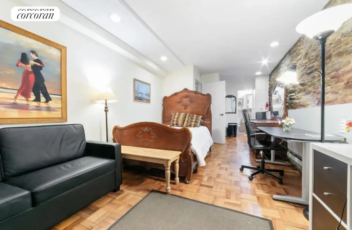 New York City Real Estate | View 413 East 85th Street, 1E | 1 Bath