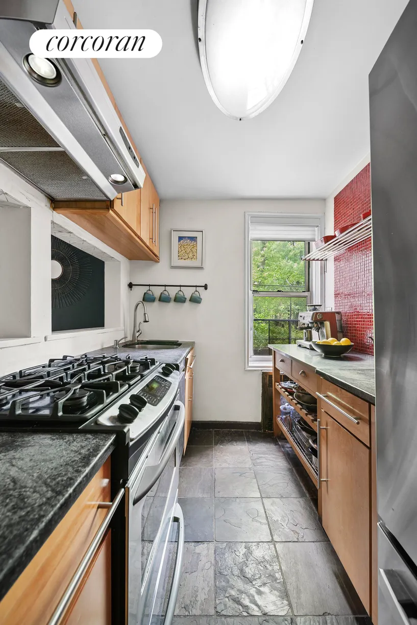 New York City Real Estate | View 340 Haven Avenue, 1S | Kitchen